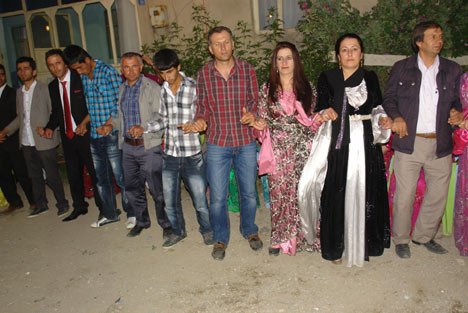 Yüksekova Düğünleri - Foto Galeri - 1 Temmuz 2012 334