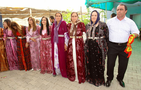 Yüksekova Düğünleri - Foto Galeri - 1 Temmuz 2012 40