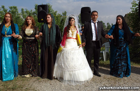 Yüksekova Düğünleri - Foto Galeri - 1 Temmuz 2012 89