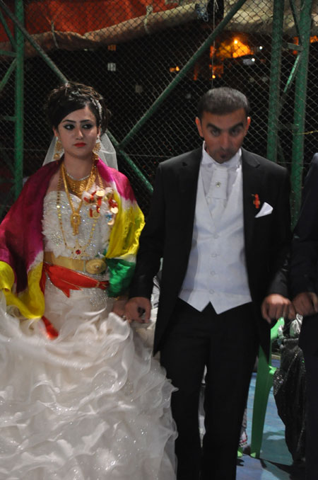 Özdemir ve Pala ailesinin düğününden fotoğraflar 30