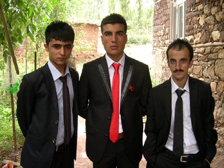 Şemdinli'de 01 Temmuz 2012'de yapılan düğünlerden fotoğraflar 122