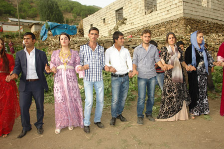 Şemdinli'de 01 Temmuz 2012'de yapılan düğünlerden fotoğraflar 165