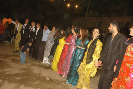 Şemdinli'de 01 Temmuz 2012'de yapılan düğünlerden fotoğraflar 171