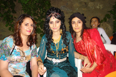 Şemdinli'de 01 Temmuz 2012'de yapılan düğünlerden fotoğraflar 34