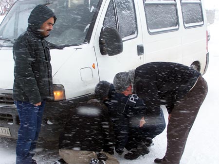 Van'da 2 gündür etkisini sürdüren kar yağışından kareler 13