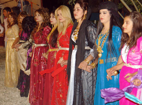 Yüksekova Düğünleri (08 Temmuz 2012) 199