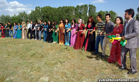 Yüksekova Düğünleri (08 Temmuz 2012) 21