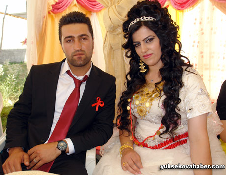 Yüksekova Düğünleri (08 Temmuz 2012) 9