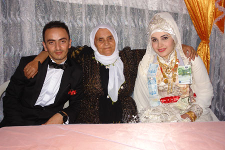 Şemdinli Düğünleri (01 - 02 Eylül 2012) 56