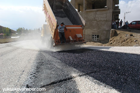 Parke Taşı döşeme çalışmaları devam ediyor 8