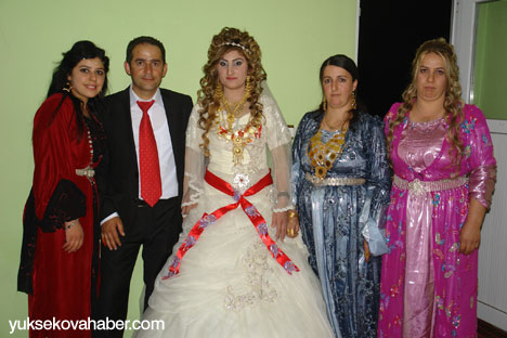Yüksekova Düğünleri (06-07 Ekim 2012) 218