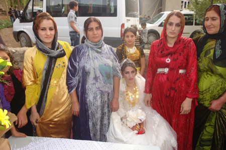 İnan ailesinin düğününden fotoğraflar - 09-10-2012 74