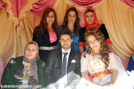 Yüksekova Düğünleri - Foto Galeri - (27-28 Ekim  2012) 23