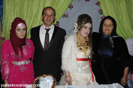 Yüksekova Düğünlerinden Fotoğraflar (03-04 Kasım  2012) 106