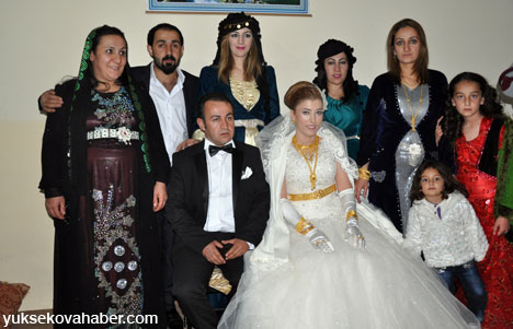 Yüksekova Düğünlerinden Fotoğraflar (03-04 Kasım  2012) 111