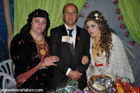 Yüksekova Düğünlerinden Fotoğraflar (03-04 Kasım  2012) 50
