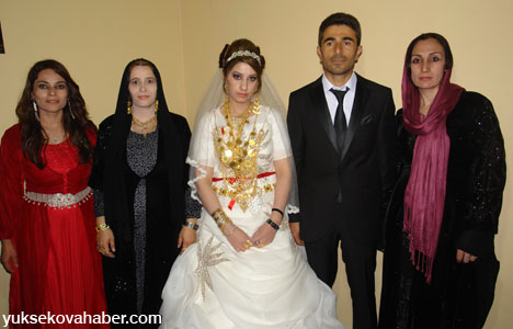 Yüksekova Düğünlerinden fotoğraflar (10-11 Kasım  2012) 34
