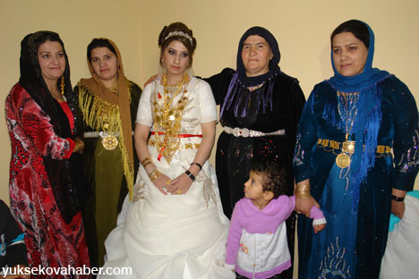 Yüksekova Düğünlerinden fotoğraflar (10-11 Kasım  2012) 89