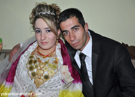 Yüksekova Düğünleri Fotoğraf Galerisi (17-18 Kasım  2012) 11