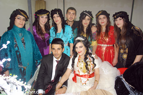 Yüksekova Düğünleri - Foto Galeri - (24-25 Kasım  2012) 76