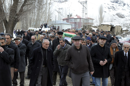 Ahmet Zeydan uğurlandı. 20