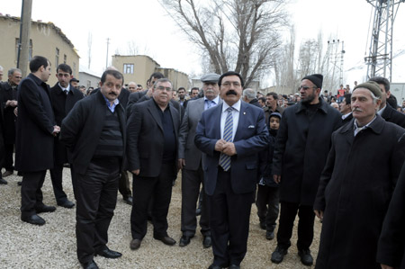 Ahmet Zeydan uğurlandı. 23