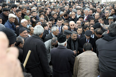 Ahmet Zeydan uğurlandı. 38