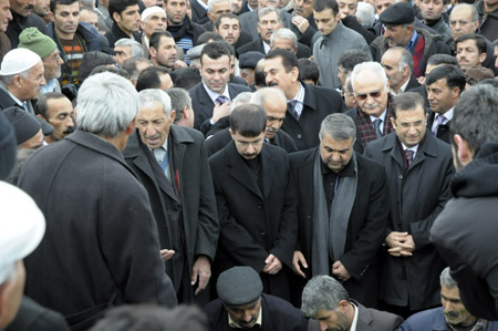 Ahmet Zeydan uğurlandı. 39