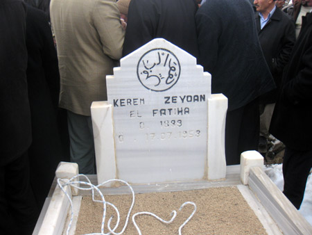 Ahmet Zeydan uğurlandı. 65