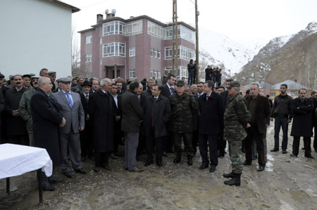 Ahmet Zeydan uğurlandı. 7