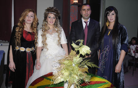 Yüksekova'da yapılan Telsaç ailesinin düğününden kareler 15