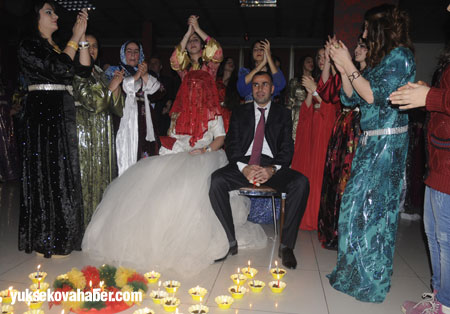 Yüksekova'da yapılan Telsaç ailesinin düğününden kareler 20