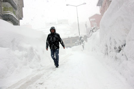 Hakkari'de Beyaz Esaret 24