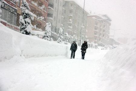 Hakkari'de Beyaz Esaret 30