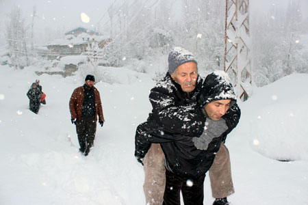 Hakkari'de Beyaz Esaret 51