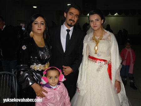 Yüksekova'da yapılan Yaşar ailesinin düğününden fotoğraflar 3