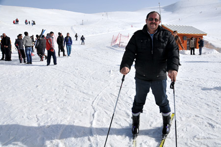 Hakkari'de kar festivali düzenlendi 11