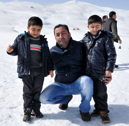 Hakkari'de kar festivali düzenlendi 18