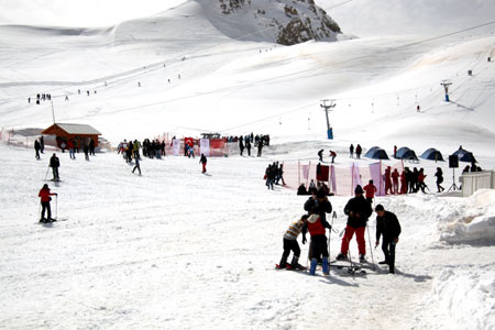 Hakkari'de kar festivali düzenlendi 48