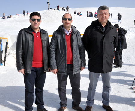 Hakkari'de kar festivali düzenlendi 5