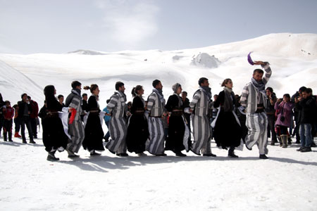 Hakkari'de kar festivali düzenlendi 50
