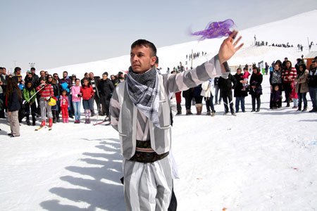 Hakkari'de kar festivali düzenlendi 51