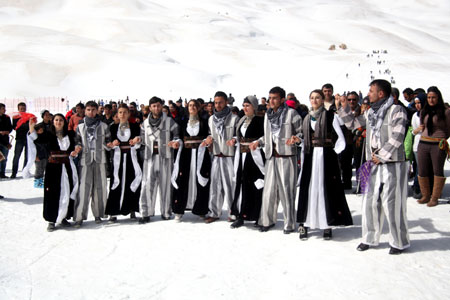 Hakkari'de kar festivali düzenlendi 52