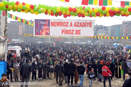 Yüksekova'da Newroz coşkusu 2013 1