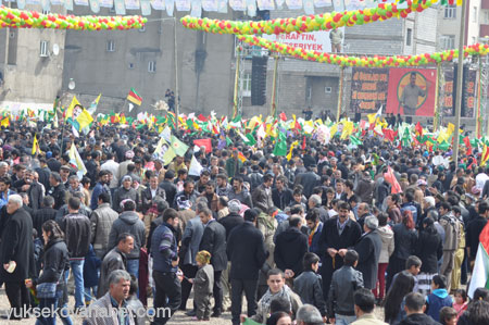 Yüksekova'da Newroz coşkusu 2013 12