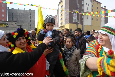 Yüksekova'da Newroz coşkusu 2013 20