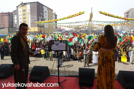 Yüksekova'da Newroz coşkusu 2013 334