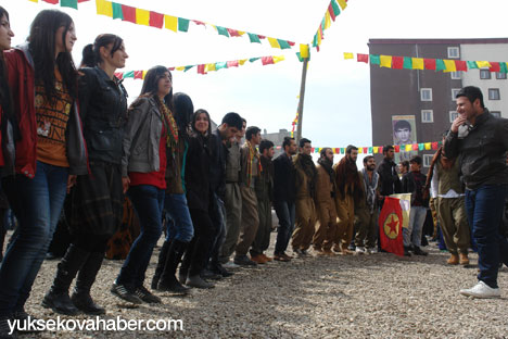 Yüksekova'da Newroz coşkusu 2013 343