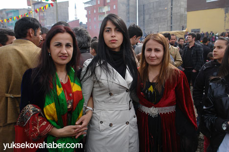 Yüksekova'da Newroz coşkusu 2013 375