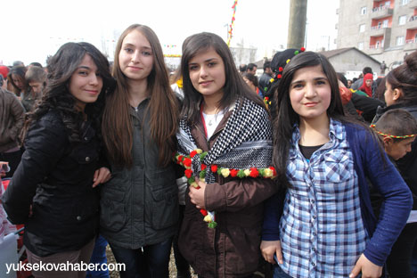 Yüksekova'da Newroz coşkusu 2013 376